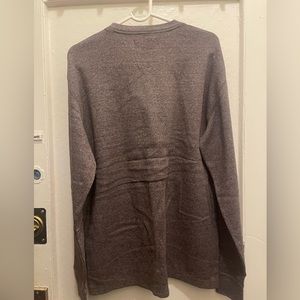 DECIBEL LONG SLEEVE SWEATER